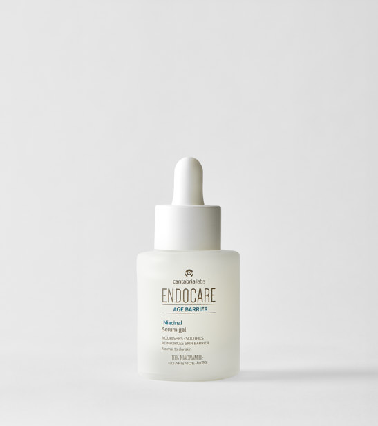 sérum con niacinamida y ácido hialurónico