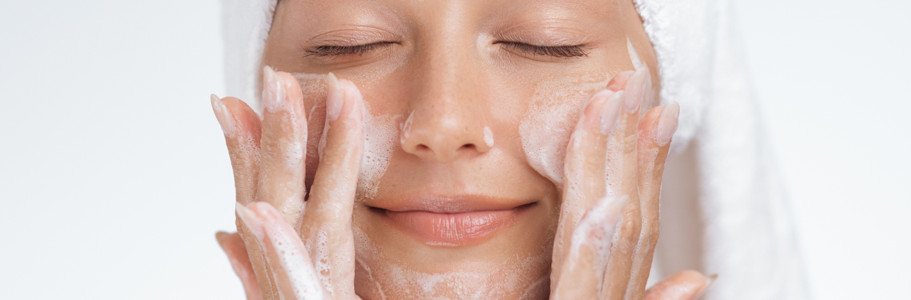 IMG+TEXT_1312x432-SKINCARE